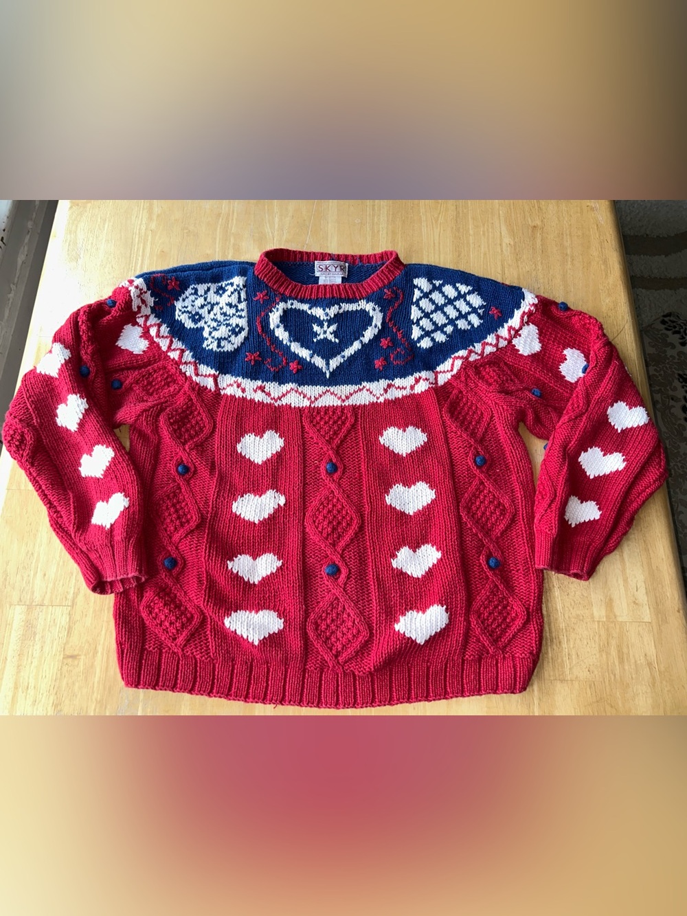 Vintage hand cable knit Skyr Sportswear heavyweight sweater hearts red white blu